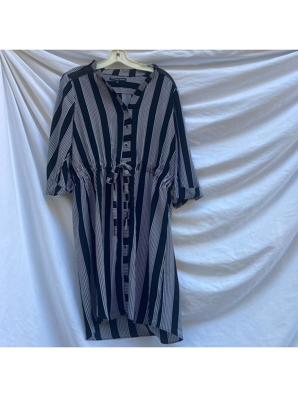 Fifth & Park Black and Gray Striped Dress Button Down 3/4 Sleeve Dress, Size 8